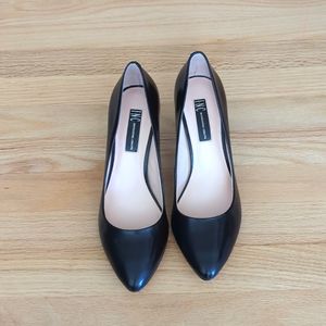 INC Black Pumps